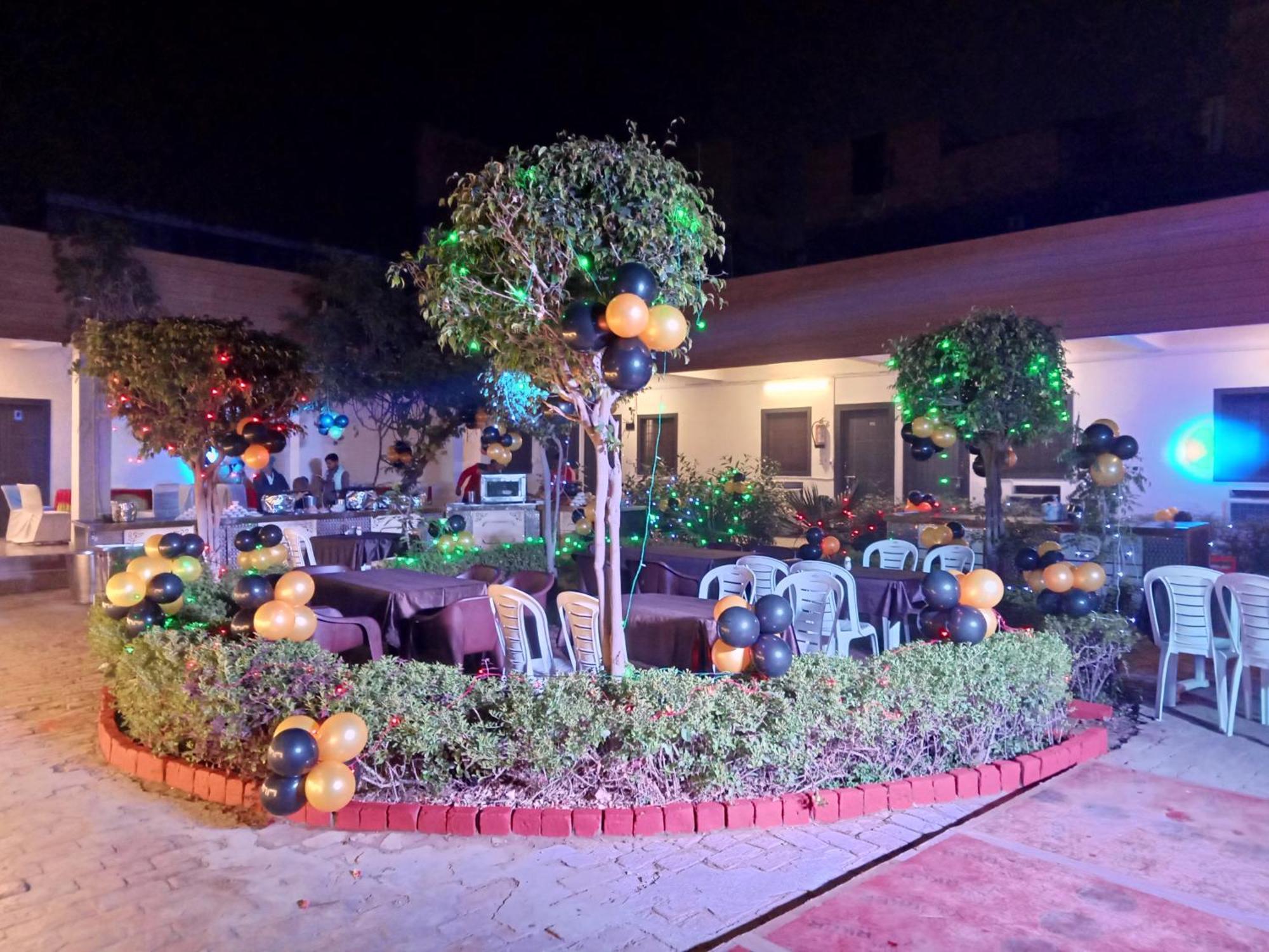 Hotel Shyam Palace India Agra Agra  Bagian luar foto